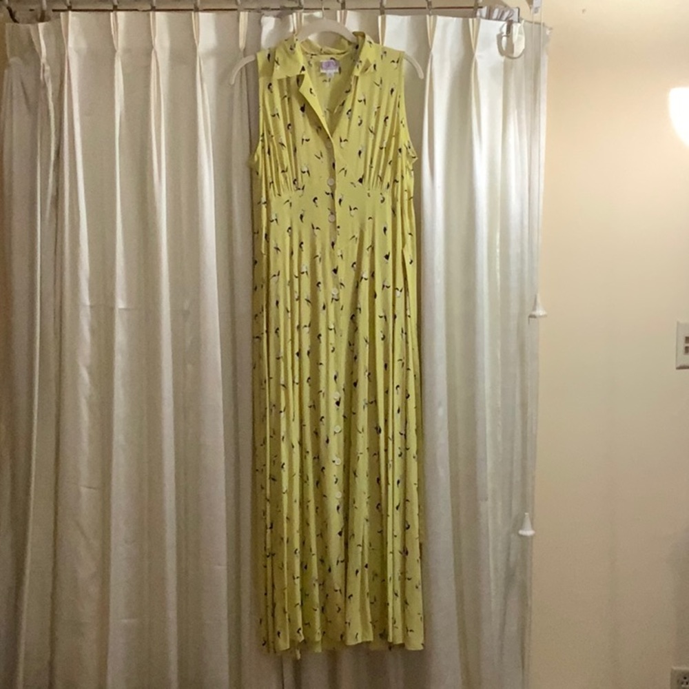 Karen Kane size 10 Chartreuse dress.